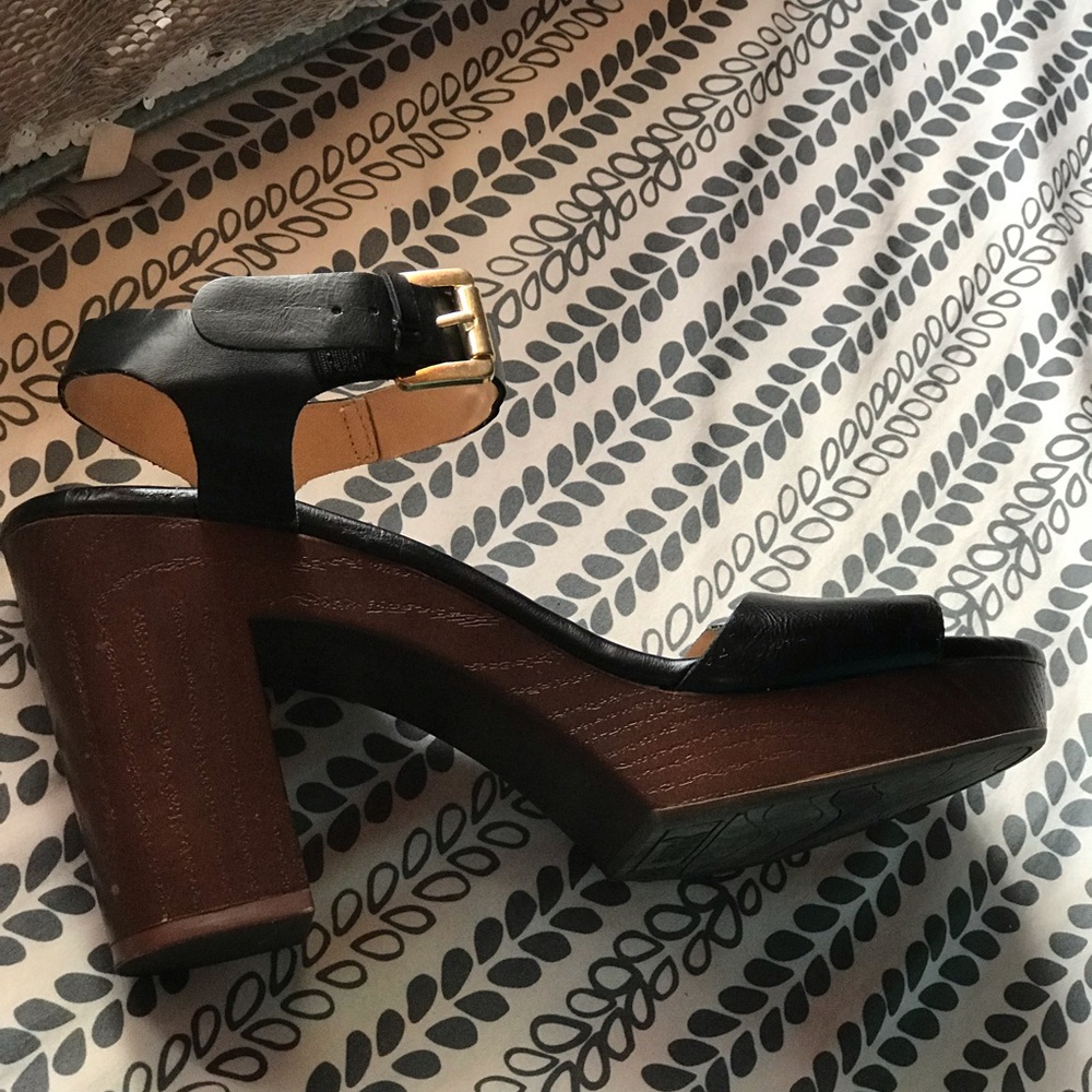 Chunky heels